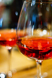 glass of paella wine